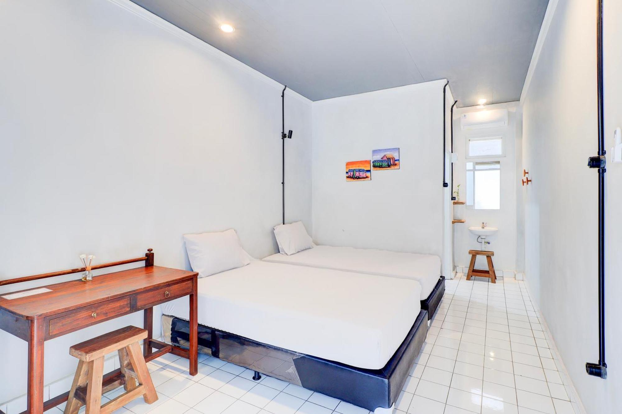Collection O Legian Near Legian Beach Екстер'єр фото